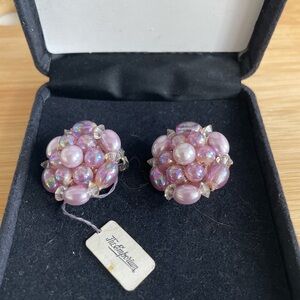 Vintage freshwater pearl clip earrings new